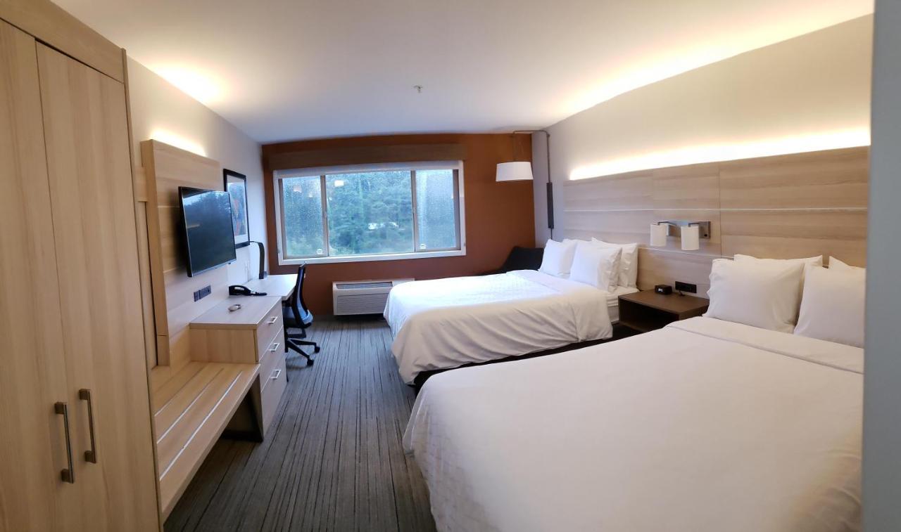 Holiday Inn Express Fort Bragg By Ihg Екстер'єр фото