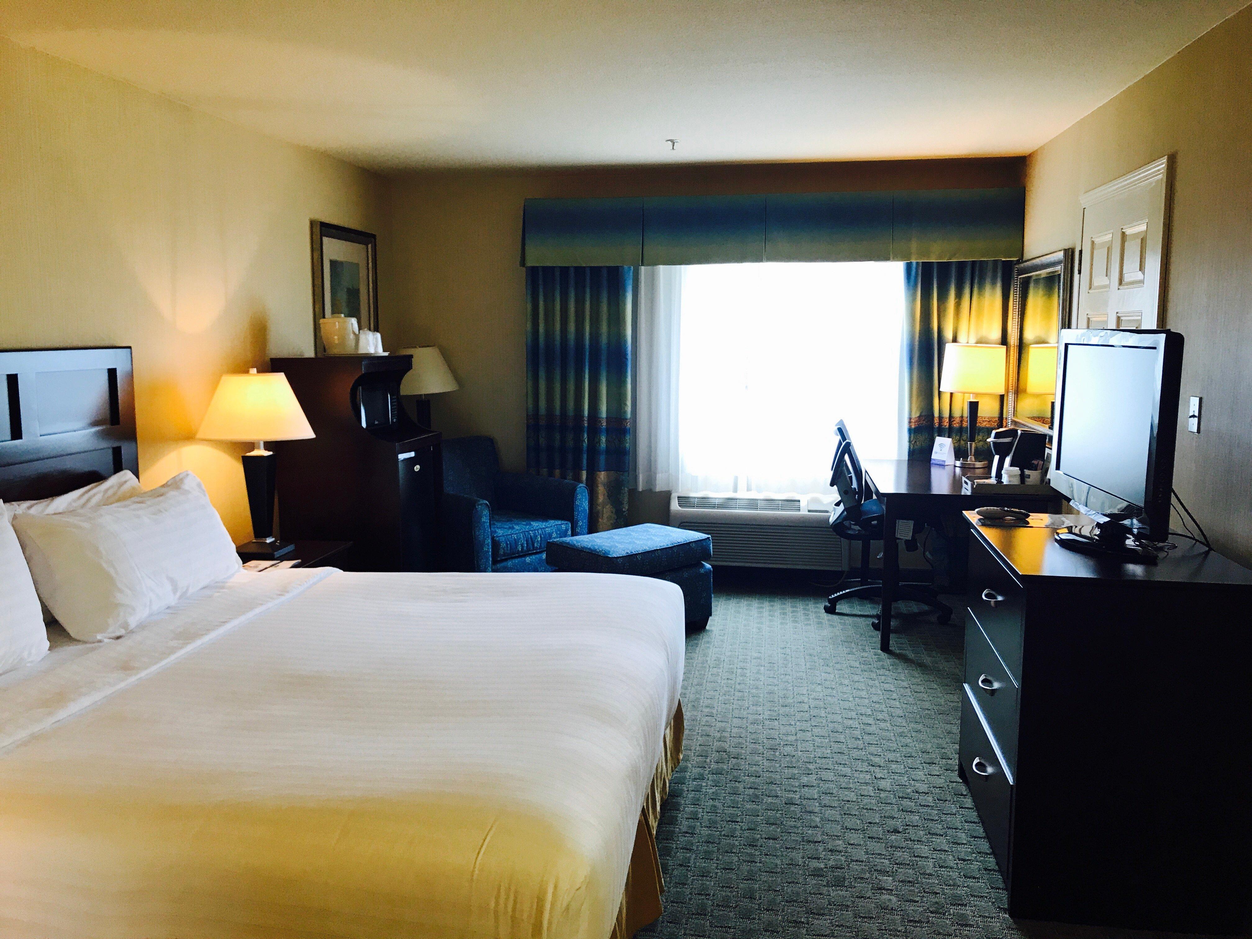 Holiday Inn Express Fort Bragg By Ihg Екстер'єр фото