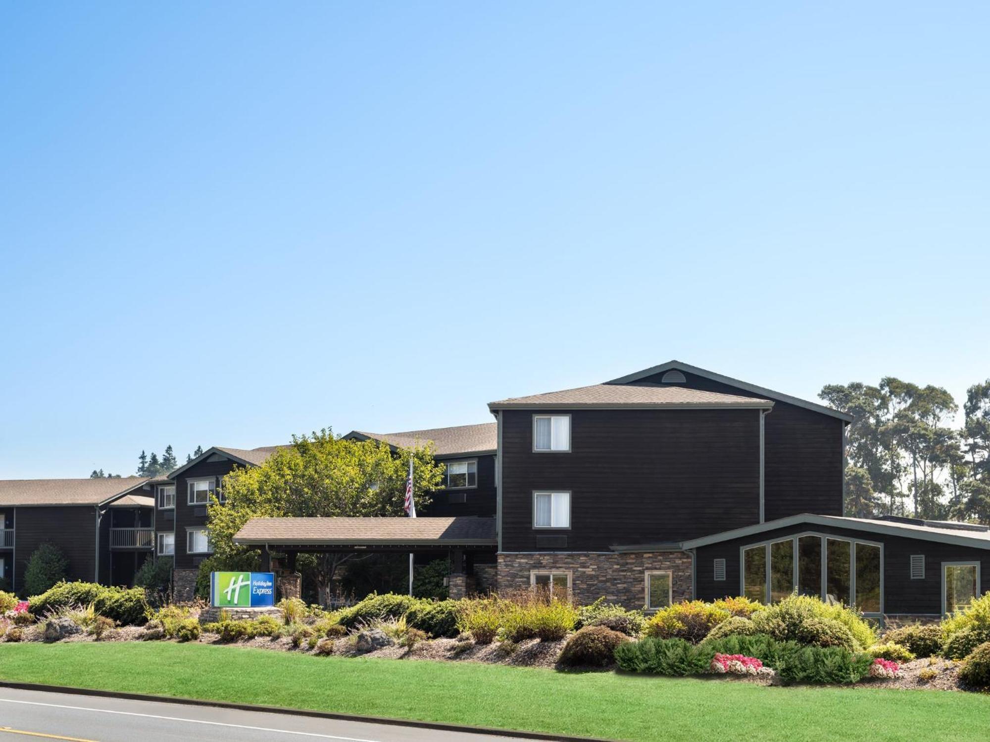 Holiday Inn Express Fort Bragg, An Ihg Hotel Екстер'єр фото