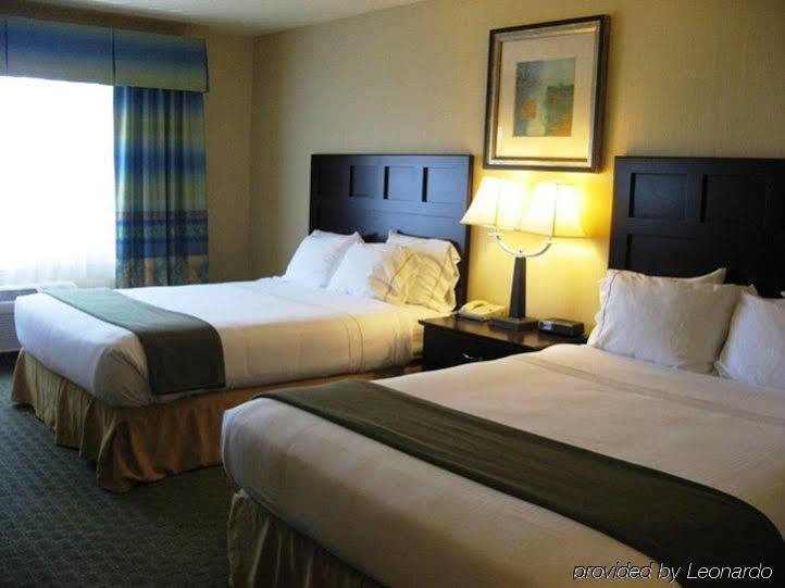 Holiday Inn Express Fort Bragg, An Ihg Hotel Екстер'єр фото