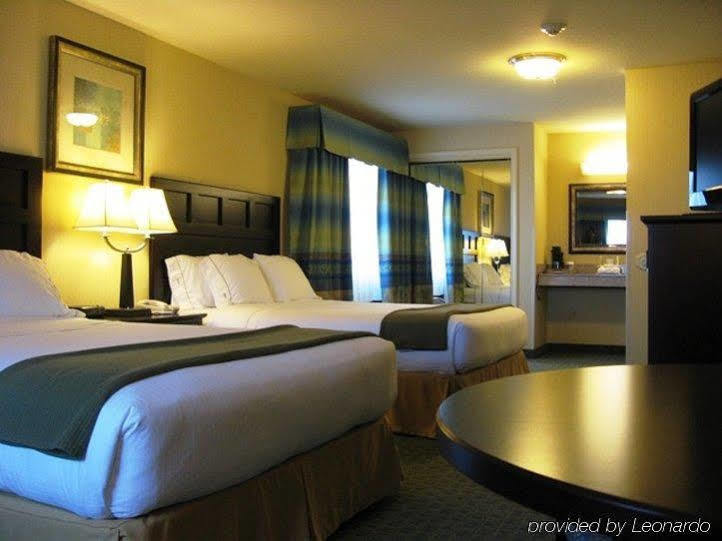 Holiday Inn Express Fort Bragg, An Ihg Hotel Екстер'єр фото